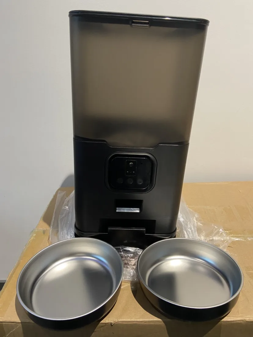 4L/6L OEM Dual Bowls Automatic Cat Feeder with Camera TUYA APP Stainless Bowl - detail